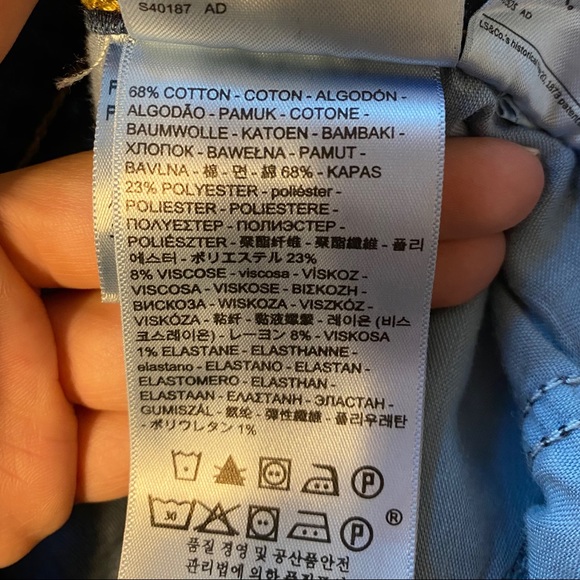 Levi Flared Dark Jeans - Picture 3 of 4